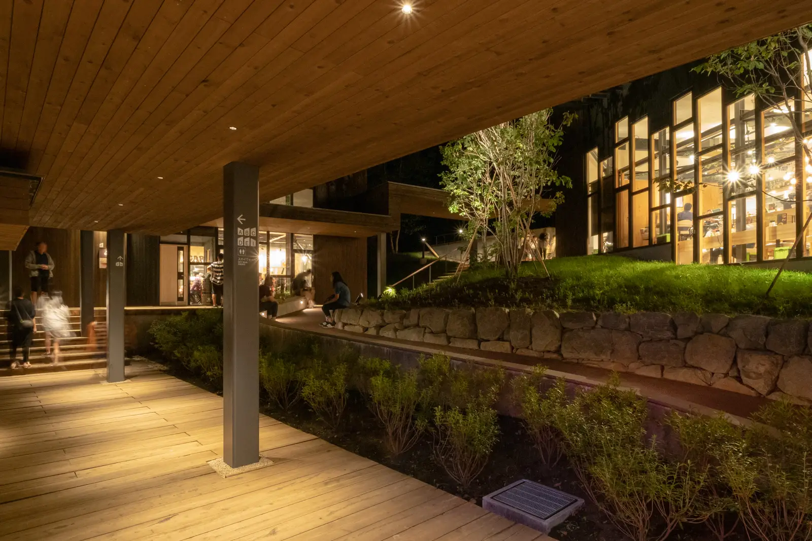 トマムスキーイン／アウトヴィレッジ：ホタルストリートの写真 9