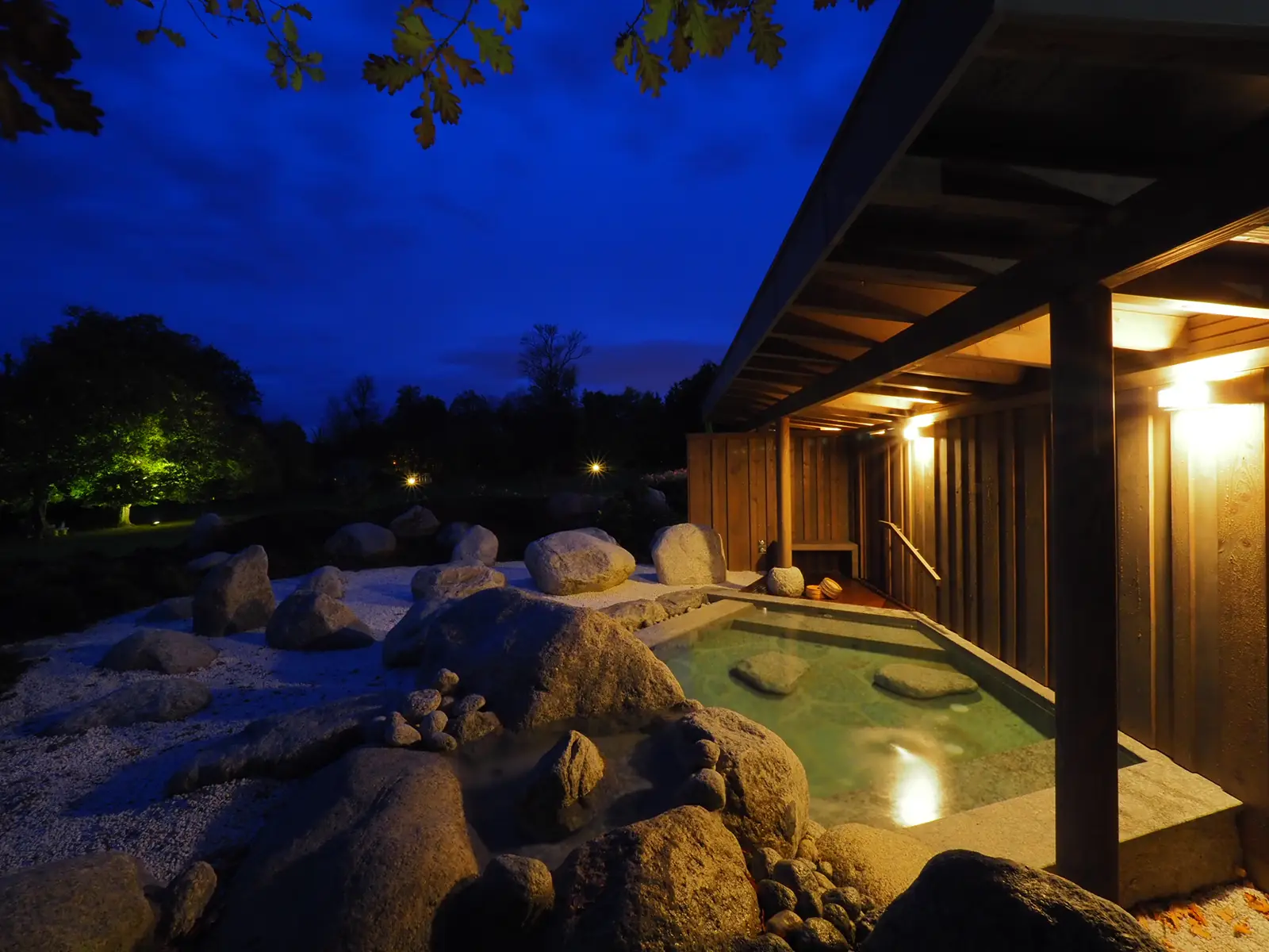 ゲストハウスの露天風呂 4