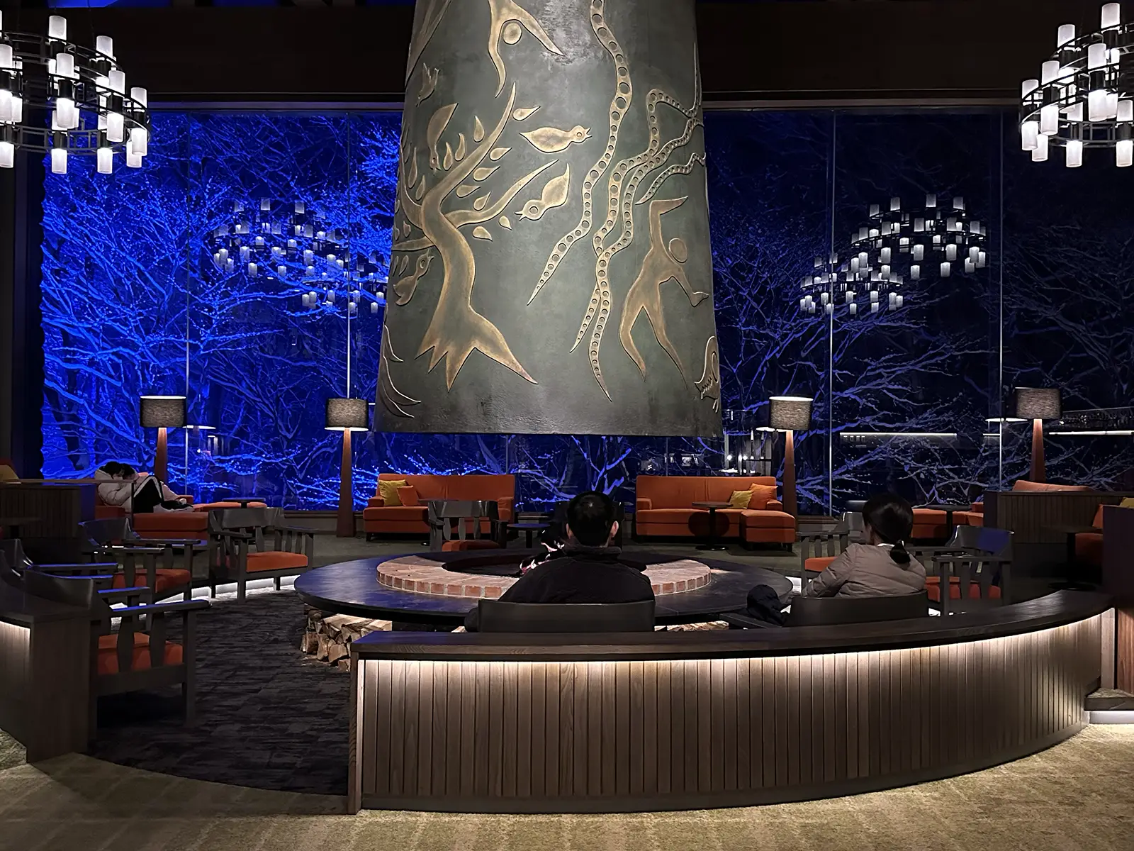 奥入瀬渓流ホテル パブリックスペースデザイン1の写真 8